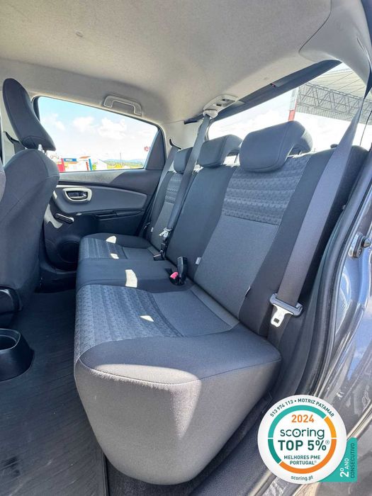 Toyota Yaris 1.0 Gasolina 69cv