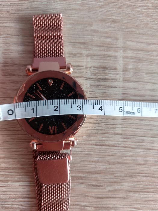 Elegancki damski zegarek