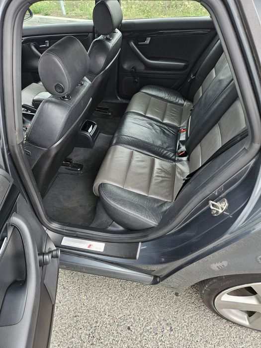 Audi a4b7 s line