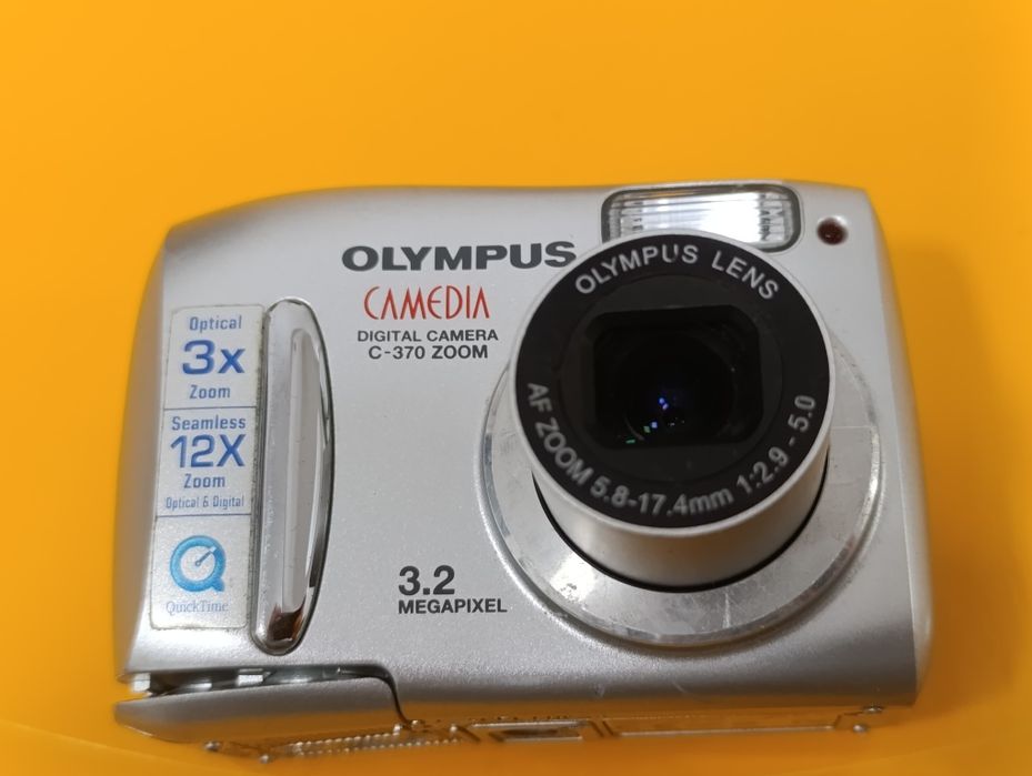 Aparat cyfrowy kompaktowy Olympus C-370, na  baterie AA, 99% OK