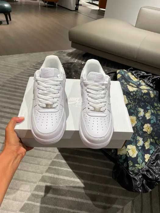 "Buty męskie Trampk Nike_Air_Force_1_Low_'07_White R.39