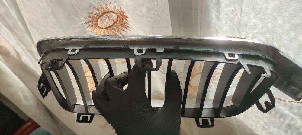 Решітки радіатора. Ноздрі BMW f30