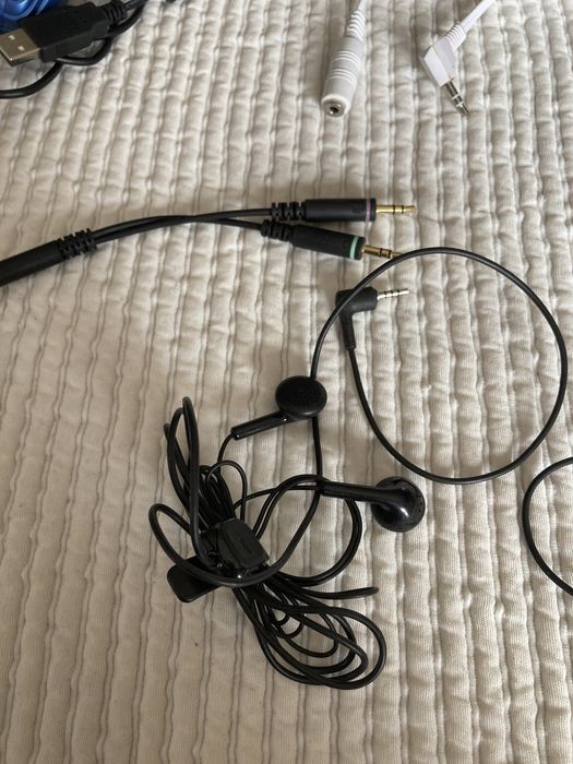 Cabo Jack Headset with Microphone, 2.5 mm / 3.5 mm Extension Cable64740942147969122