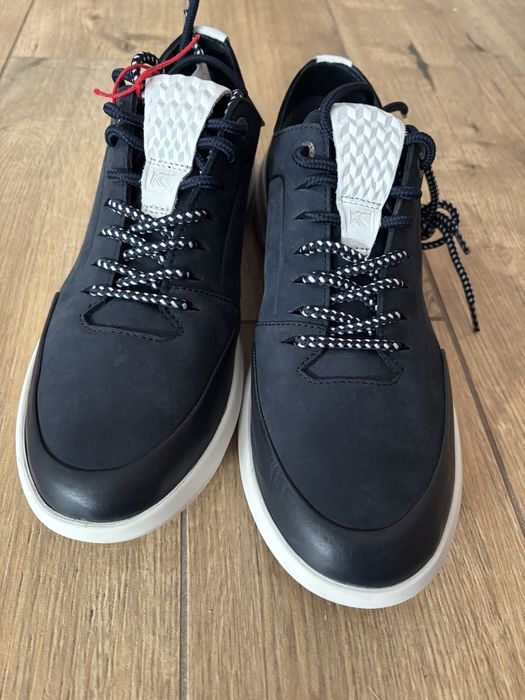 Buty sportowe ekoskóra