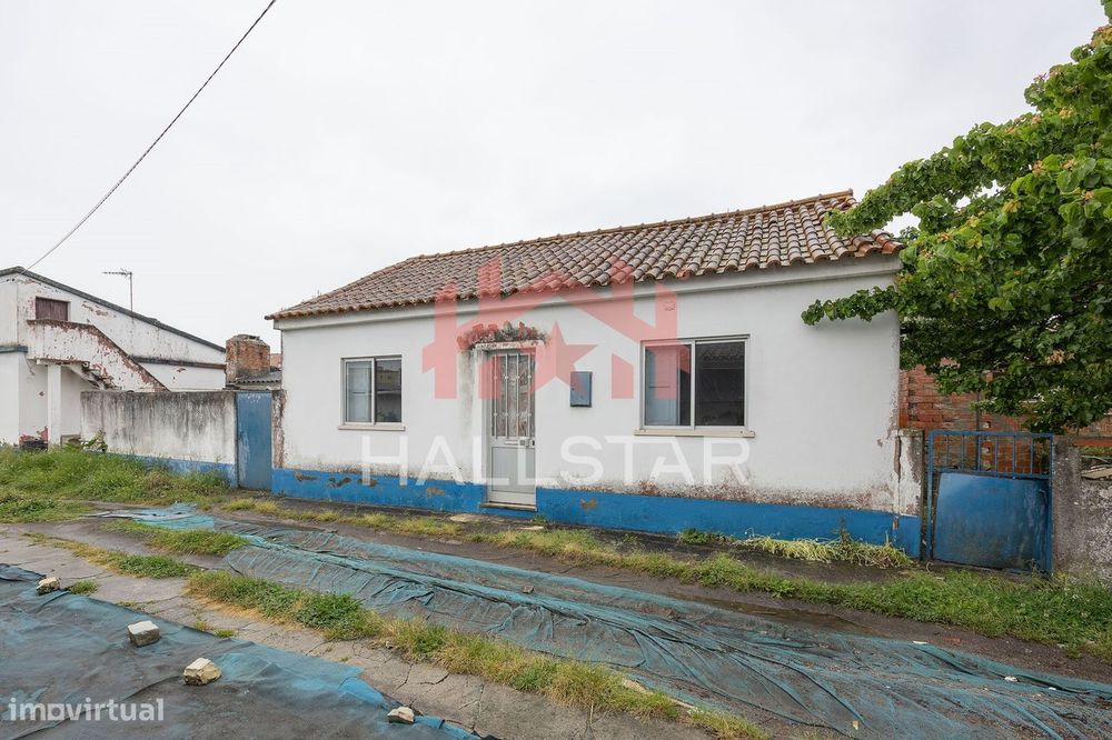 Moradia T2 / Rentabilidade / Centro da Cidade de Marinha Grande