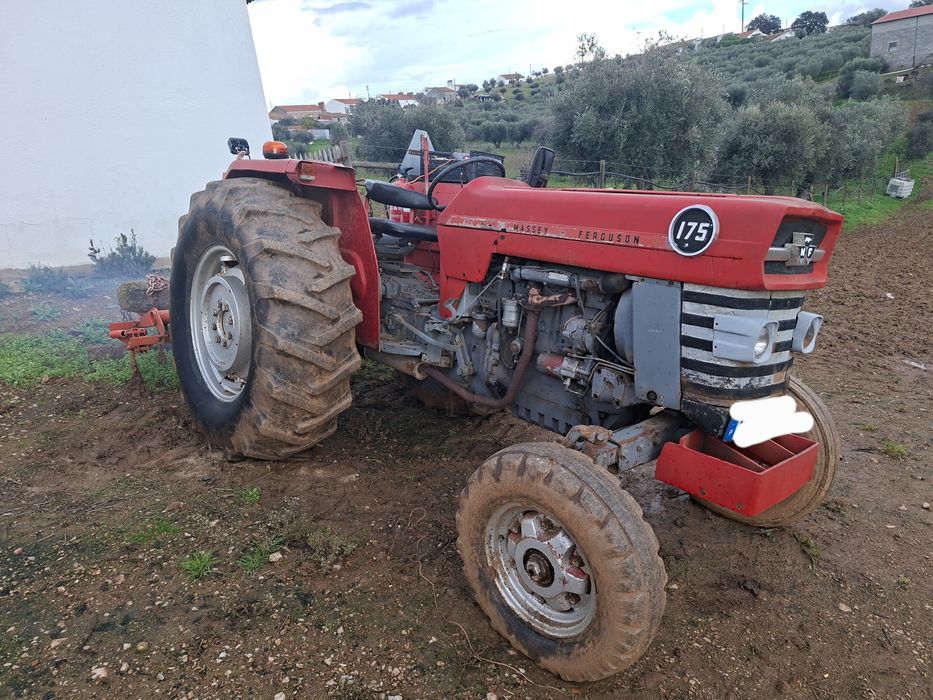 Trator Massey Ferguson
