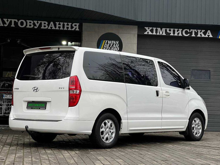 Hyundai H-1 2012