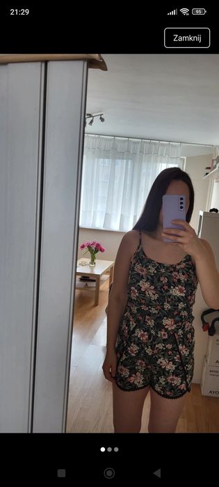 Kombinezon w kwiaty C&A