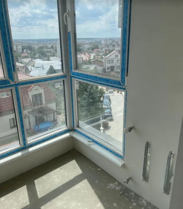 Продаж 1к квартири 46.7 кв. м на просп. Бандери Степана