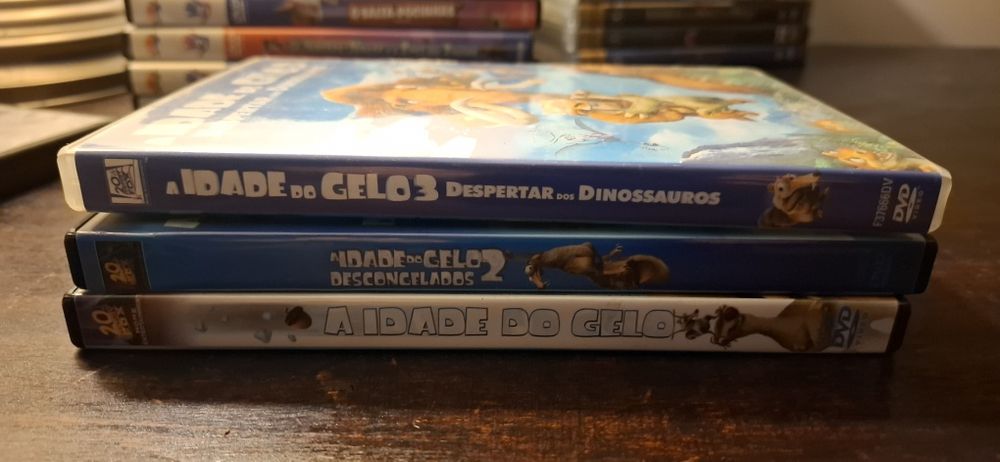 DVDs infantis e juvenis