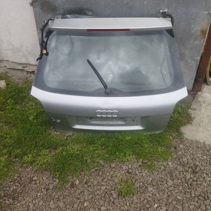 Audi a3 8p 3 drzwi klapa tył ly7w