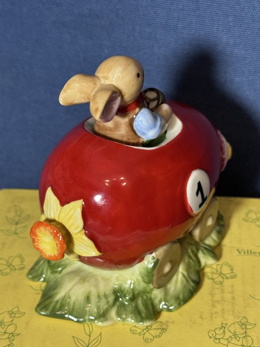 Villeroy & Boch - Bunny Family - pisanka-samochód