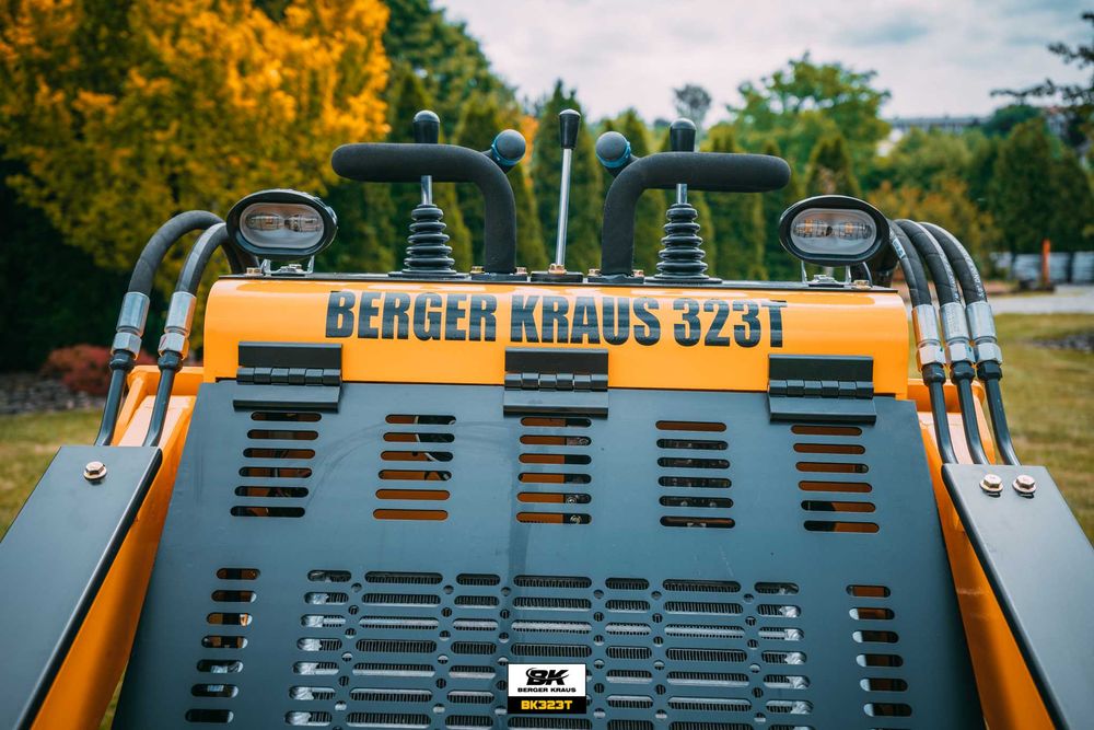Mini ładowarka gąsienicowa Skid Steer 323T Brigss & Stratton 23KM