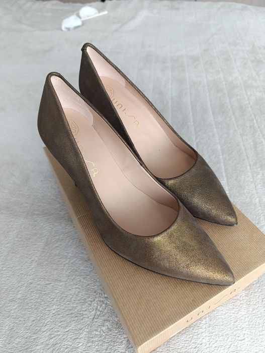 Szpilki skórzane Unisa Tola old gold 39