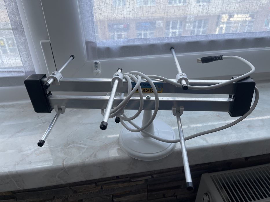 Телевізор elenberg 42