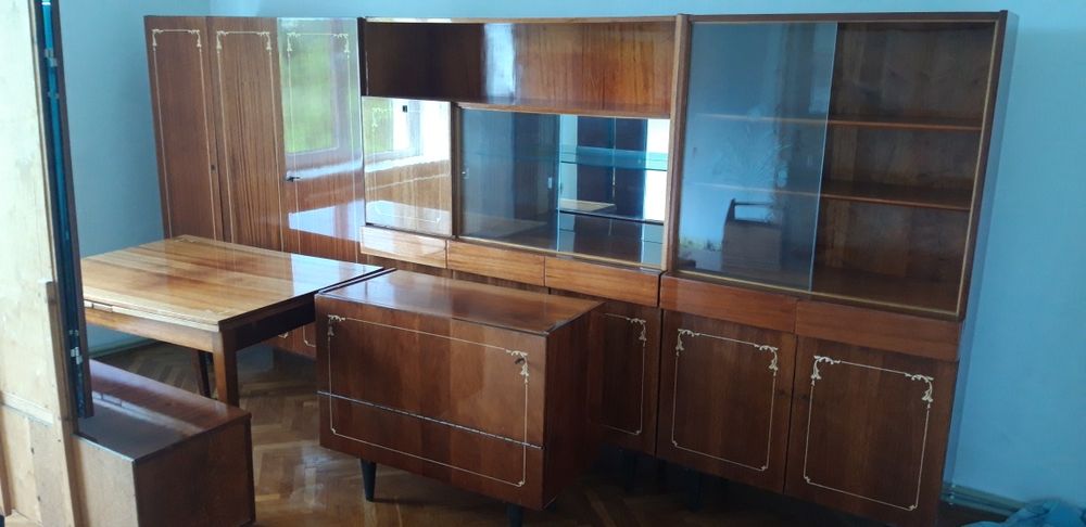 Стінка меблі для вітальні