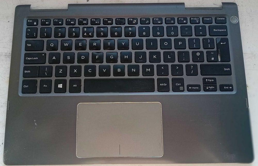 (19)  palmrest+ klawiatura DELL INSPIRON 13 seria 7000