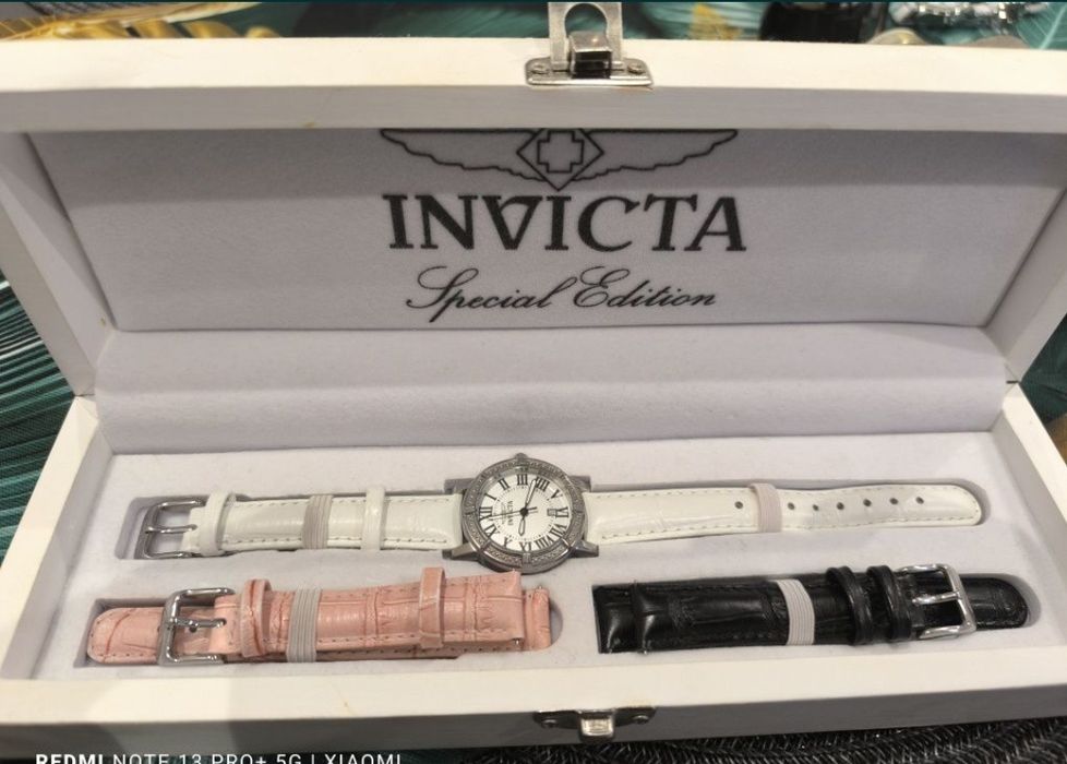 Piękna damska Invicta 3 Paski