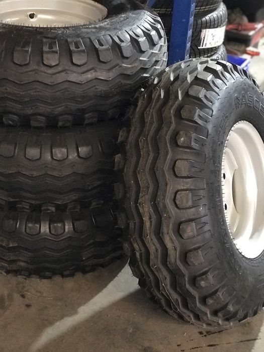 Koła balonowe  11.5/80-15.3/14PR  do przyczpy lub rozrzutnika