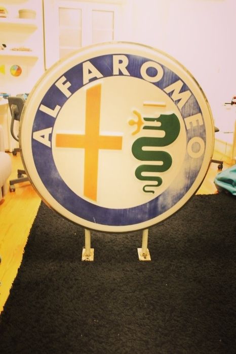 Publicidade exterior vintage Alfa Romeo