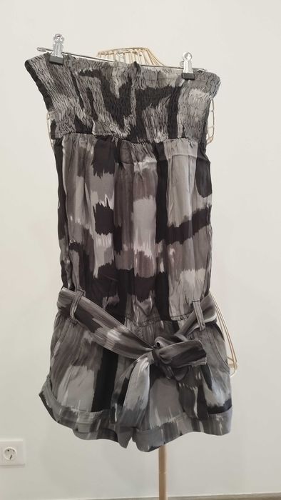 Macacão de cai-cai e calções