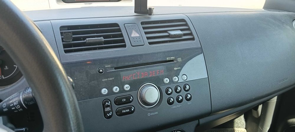 Automóvel Suzuki Swift 1.3 2007