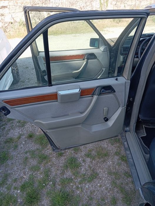 Mereces w124 200d