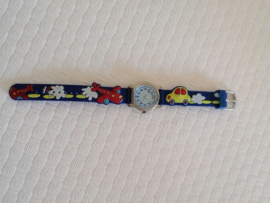 Vendo relógios de criança
