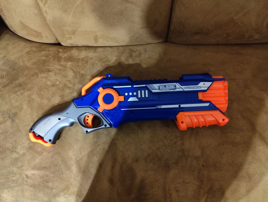 Величезний дробовик в ідеальному стані