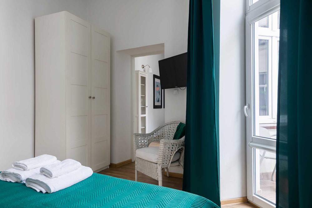 Duży apartament z balkonem przy Dworcu Głównym | Netflix | 5 osób