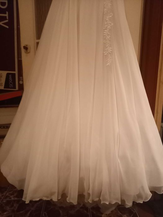 Piękna suknia ślubna