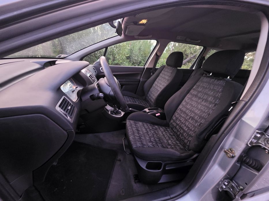 Peugeot 307 SW 1.4 HDi Diesel – Económica e Espaçosa