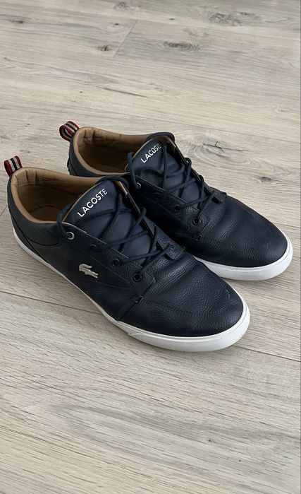 Кросівки lacoste