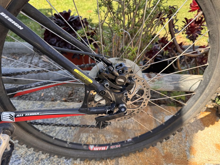 Bicicleta GT 2.0 Avalanche