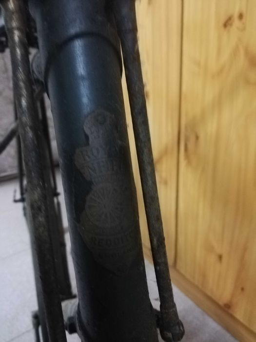 Royal Enfield bicicleta antiga