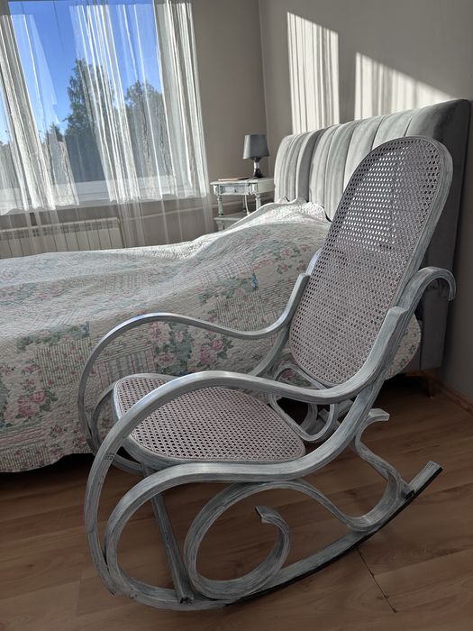 Bujany fotel wiklinowy
