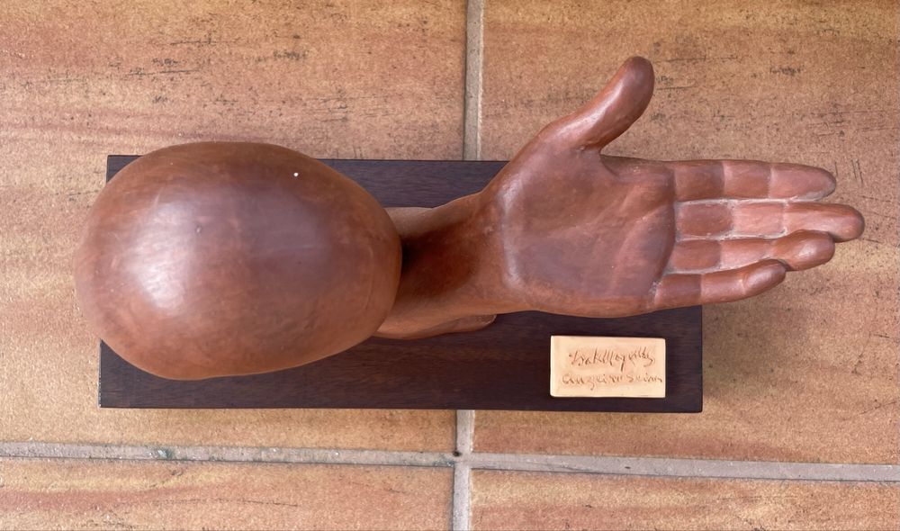 Escultura de Isabel Meyreles e Cruzeiro Seixas