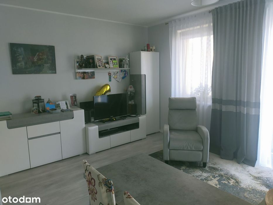 Sprzedam mieszkanie 3-pokojowe z balkonem na Maślicach w Wrocławiu