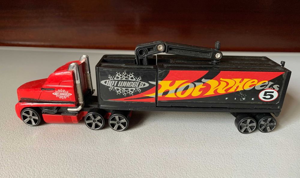 Camião Hot Wheels 2002