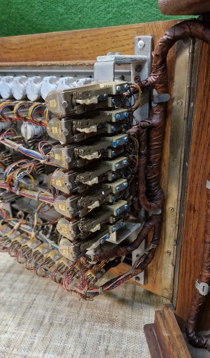 Stara centrala łącznica telefoniczna CB-10 - 1971r. z czasów PRL - zabytek