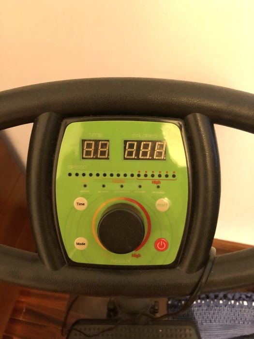 Vibrating Platform437556821476648961