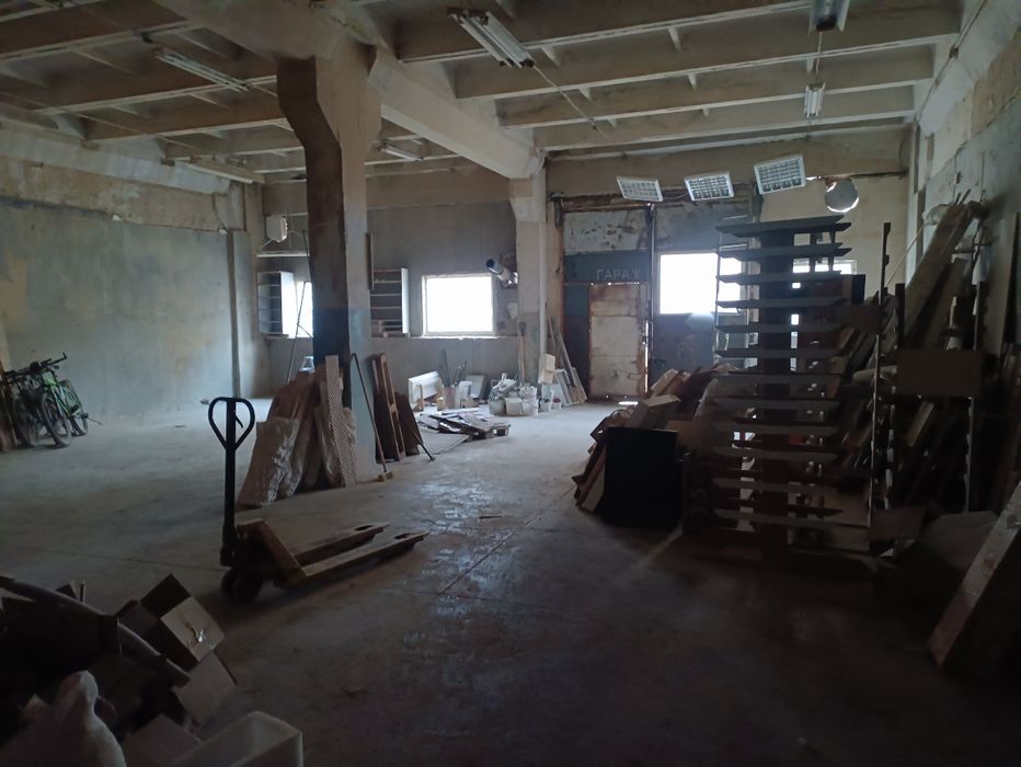 Солом'янський р-н. Виробниче приміщення 270м.