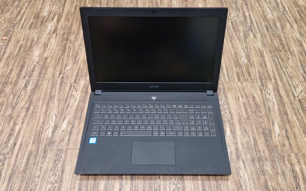 Ноутбук XGM 15.6 Core i7 7gen ( не робочий )