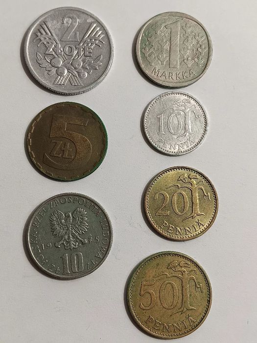 7 moedas diversas Conforme fotos