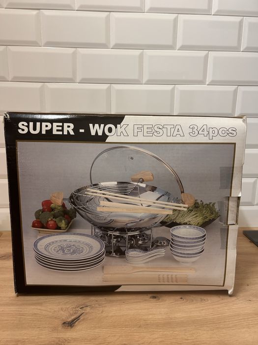 Conjunto Wok Mesa Festa 34 Peças