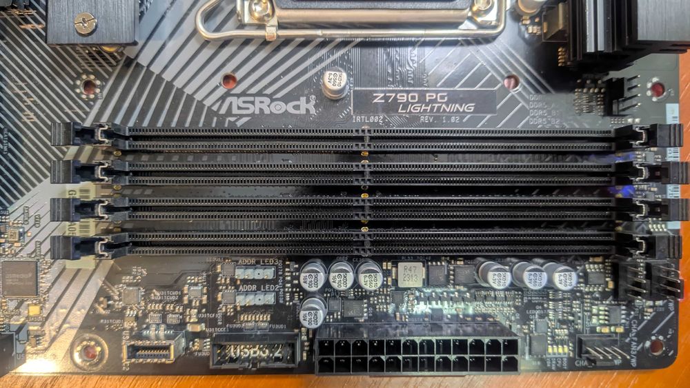 Материнська плата Asrock Z790 PG Lightning DDR5 s1700