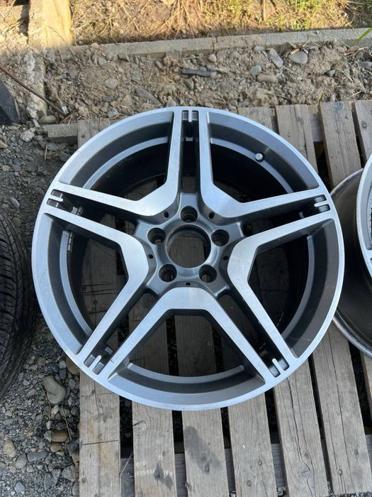 AMG диски R18 5x112 66.6 8.5j ET38