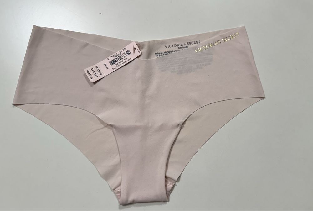 Жіночі безшовні трусики VS
