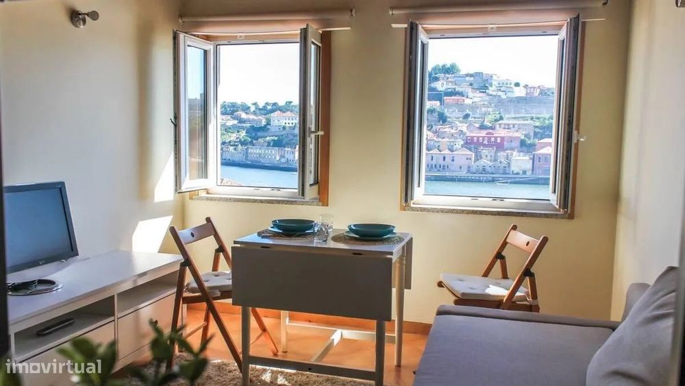 T1 c/ Licença de Alojamento Local no Porto