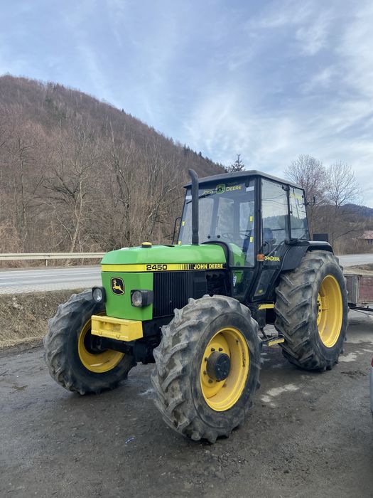 Sprzedam ciągnik rolniczy John Deere 2450